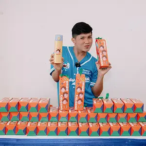 souvenir tumbler artis