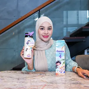 ameena souvenir