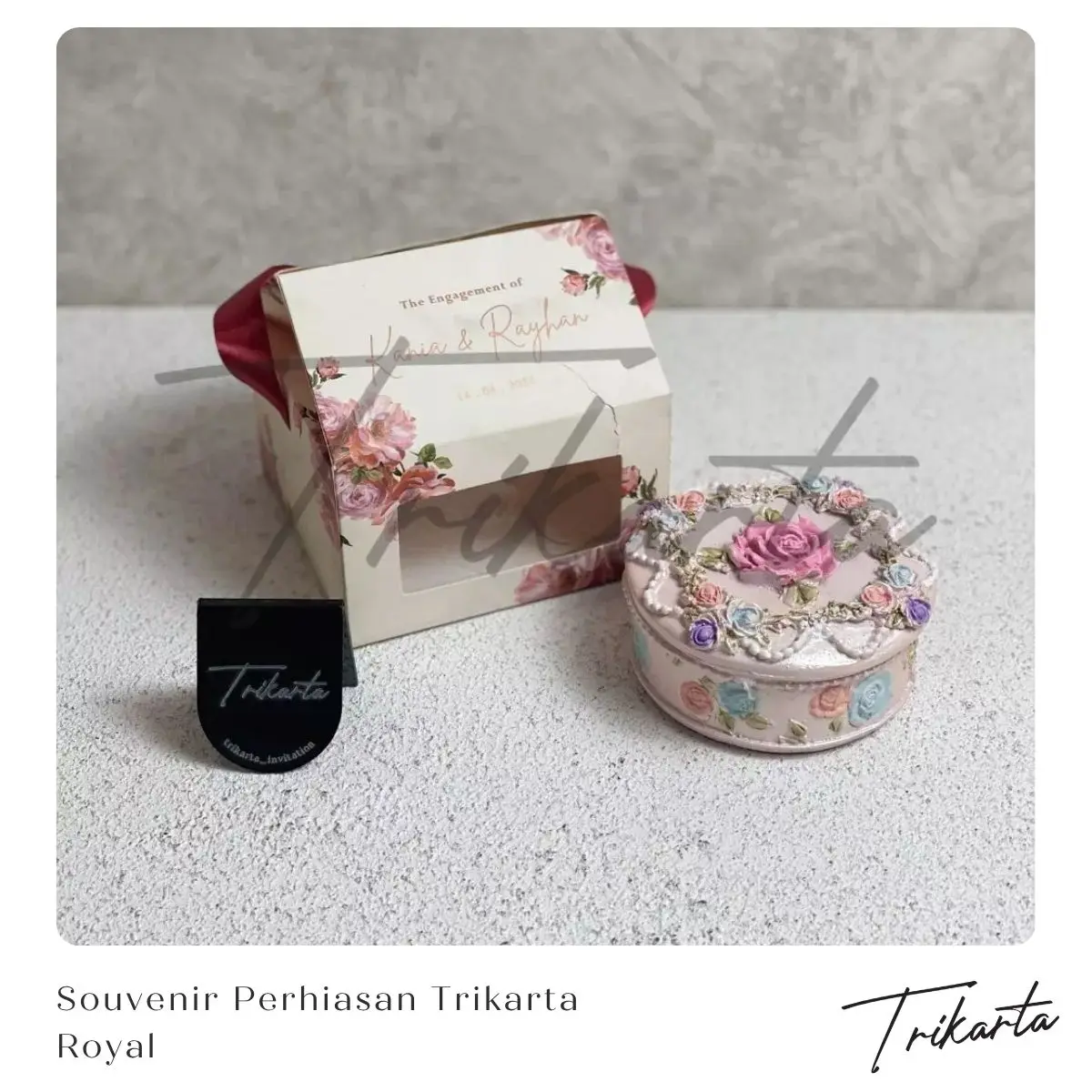 Pilih Tempat Perhiasan untuk Souvenir Pernikahan di Trikarta Royal