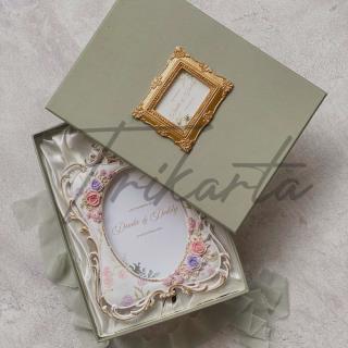 Frame Mahkota L