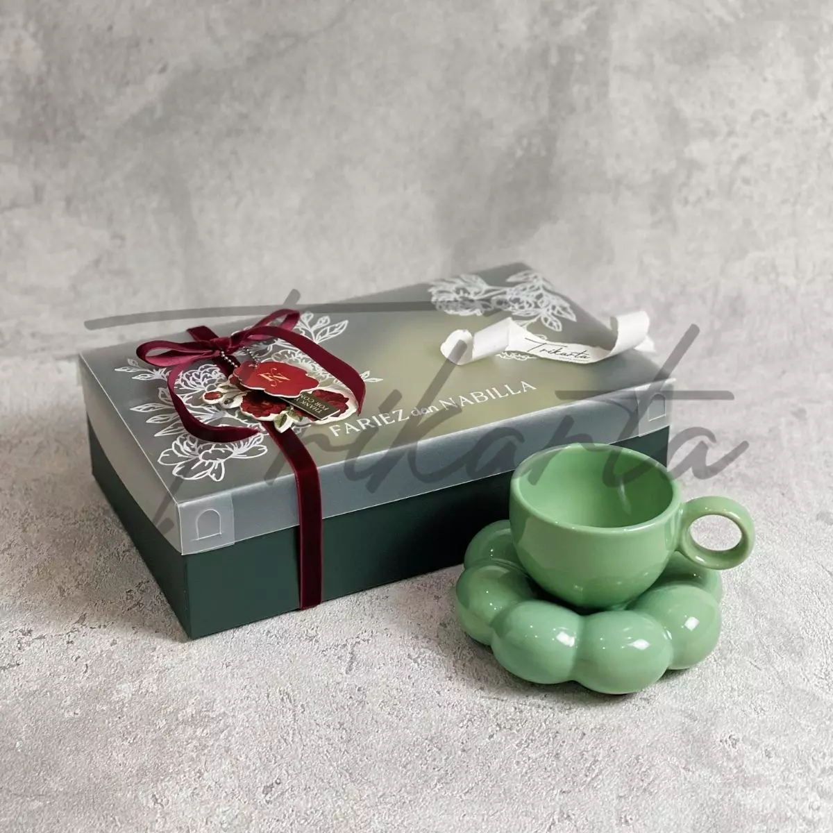 Tea Cup Green Flower