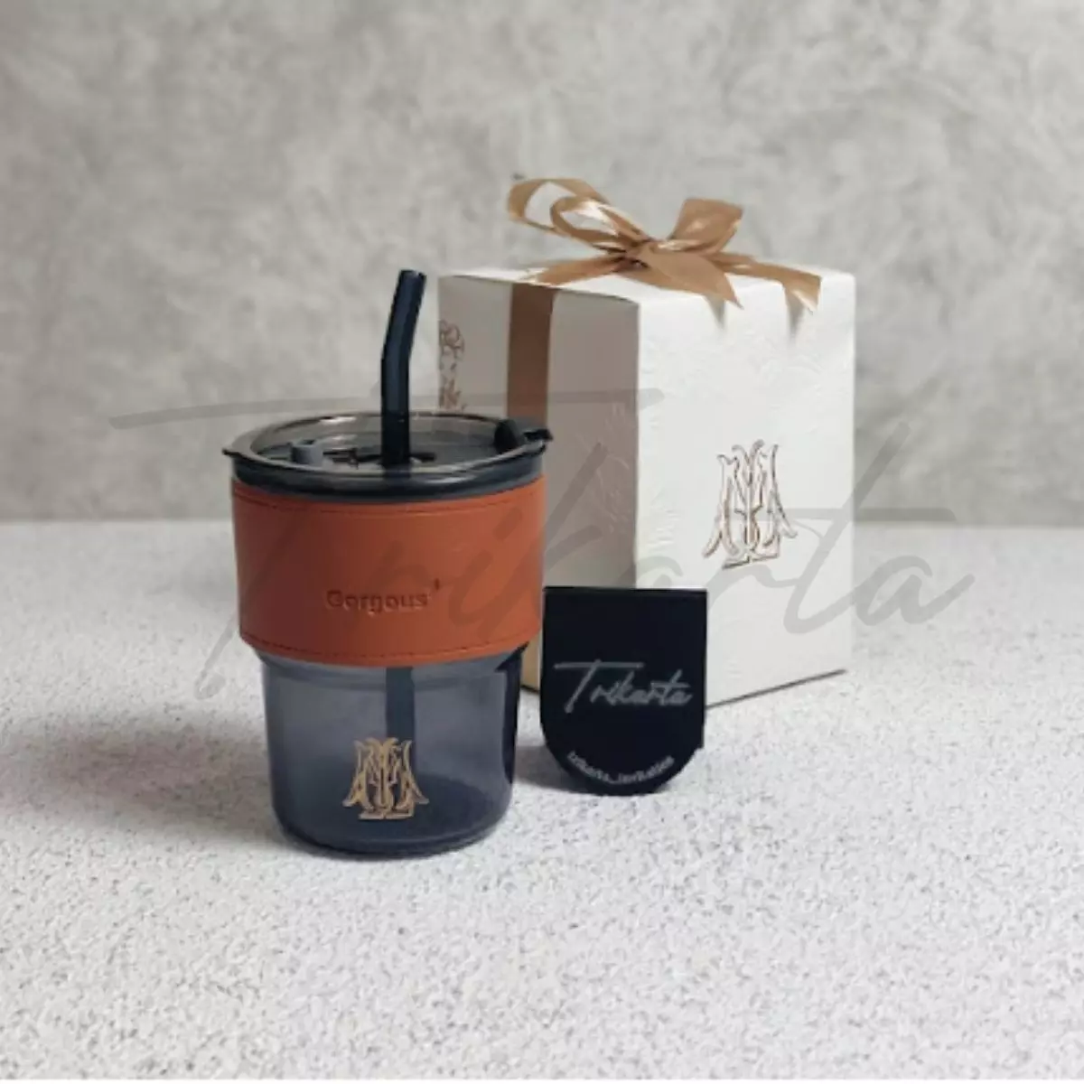 Tumbler Aesthetic Straw Paperbox Emboss Putih