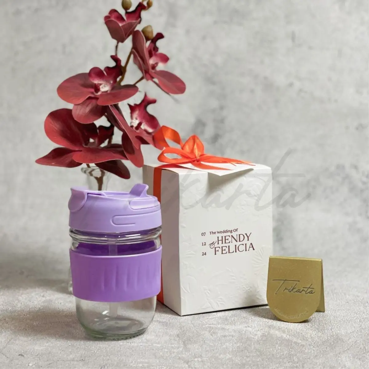 Tumbler Coffee 350ml Packing Paperbox Mug Embos Putih