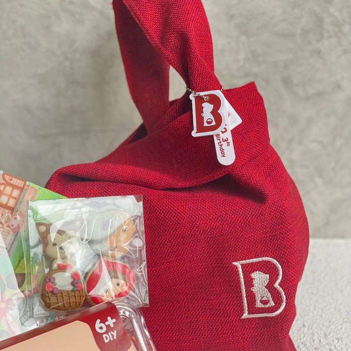 Souvenir Anak Red